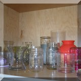 G21. Glass vases. 